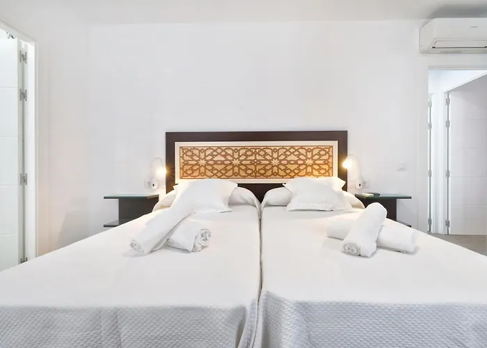 Tejon Y Marin, Nuevo En Casco Antiguo *